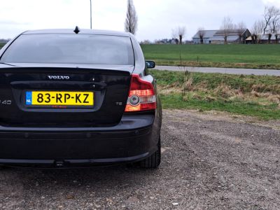 volvo_s40_1